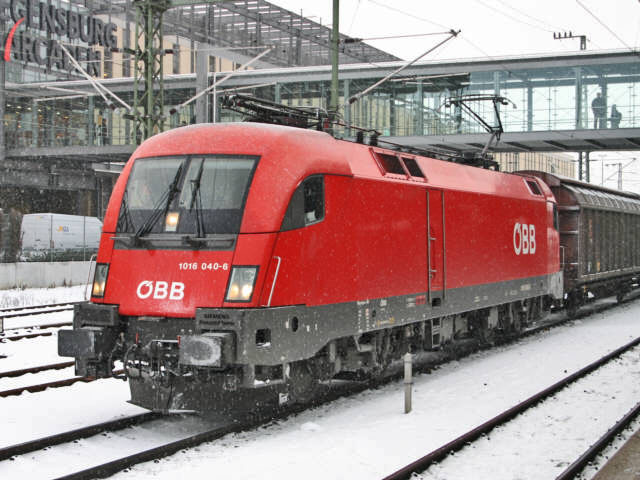 1016  im Bhf Regensburg