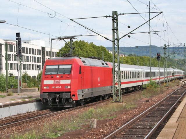 101 im Bhf Stuttgart-Bad Cannstatt