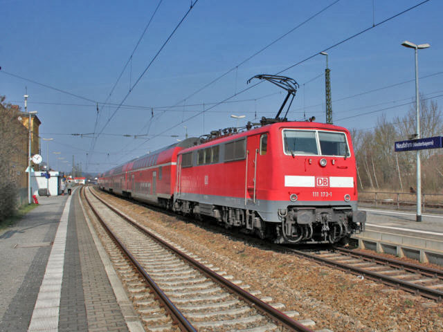 111  im Bhf Neufahrn (iNB)