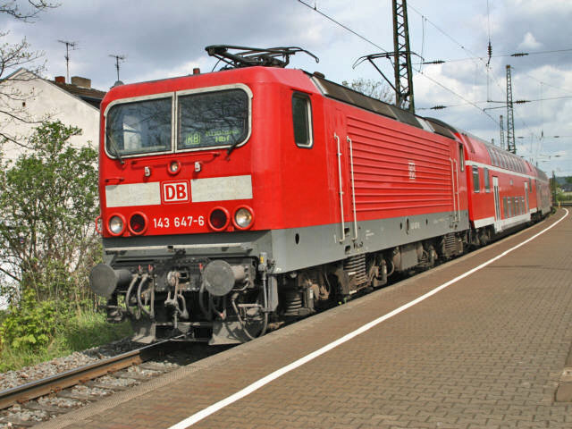 143 im Bf. Troisdorf/Friedrich-Wilhelms-H&uuml;tte