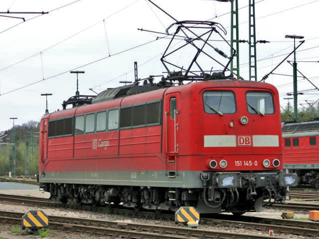 151  im Rangierbahnhof Maschen