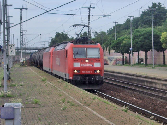 185  im Bhf Hockenheim