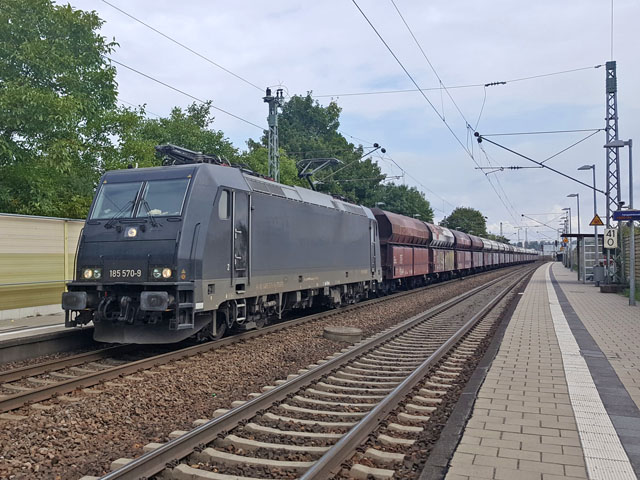 185 im Bhf Illingen