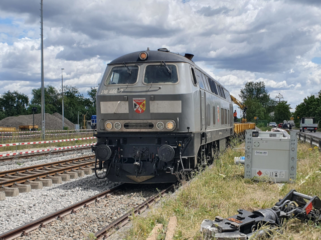 218 im Bhf Mengen