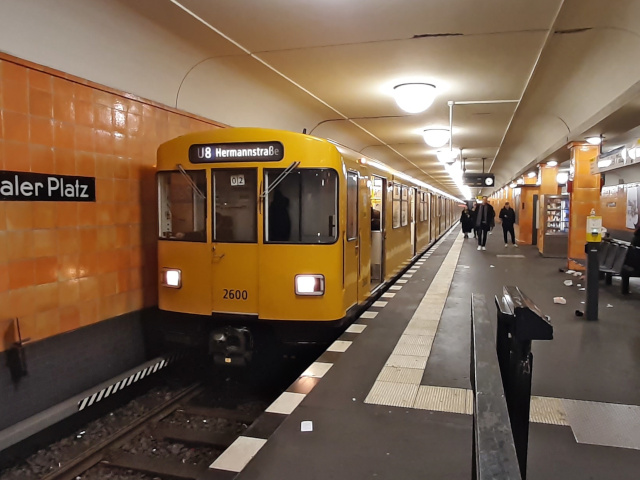 2600 Berlin, U-Bhf Rosenthaler Platz