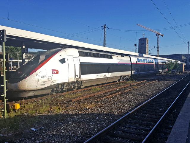 310  im Hbf Stuttgart 