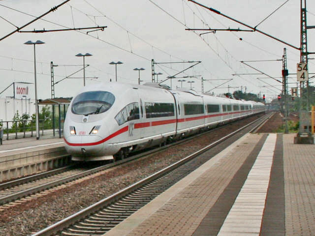 403 im Bhf Gro&szlig;-Gerau-Dornberg