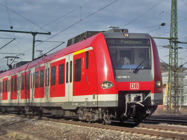 423 bei Untertürkheim