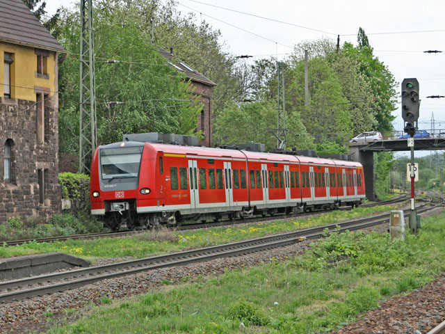 425 im Bhf Bous/Saarland