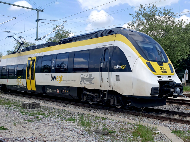 442 im Bhf Metzingen