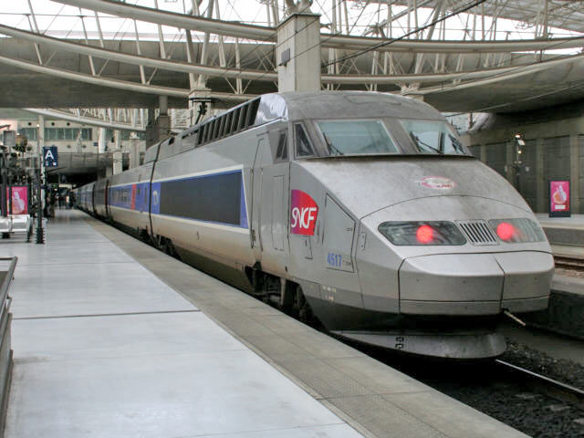 4517 Paris Flughafenbahnhof Charles de Gaulle