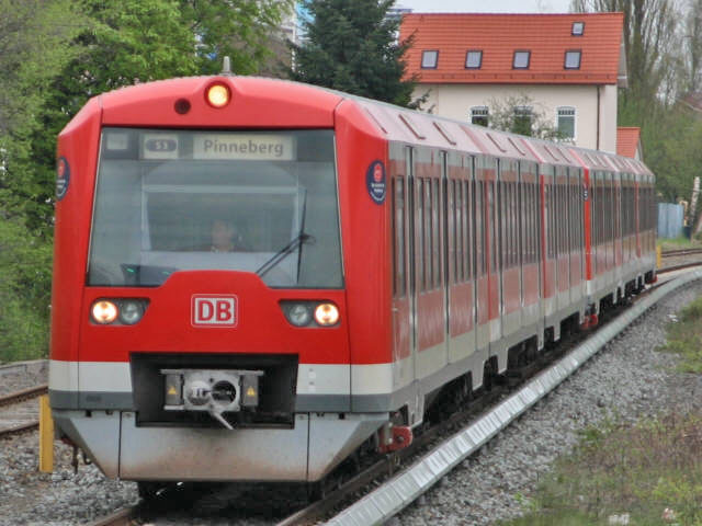 474  im S-Bhf Hamburg Stellingen