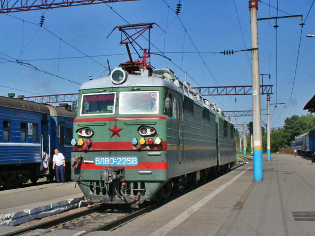 BN80  im Bhf Almaty