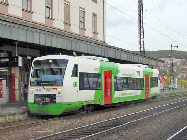 VT 016 im Bhf Gem&uuml;nden(Main)