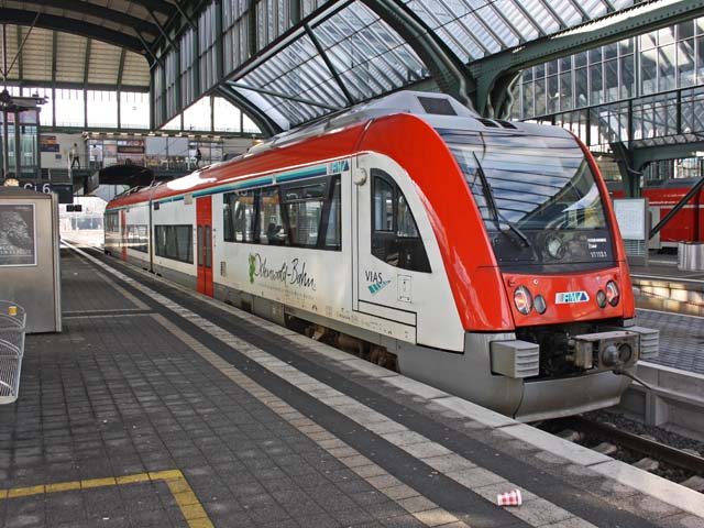 VT113 im Hbf Darmstadt
