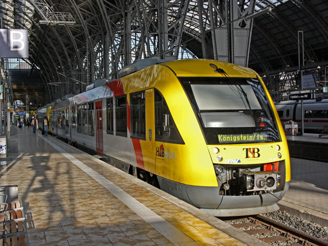 VT205  im Hbf Frankfurt/Main